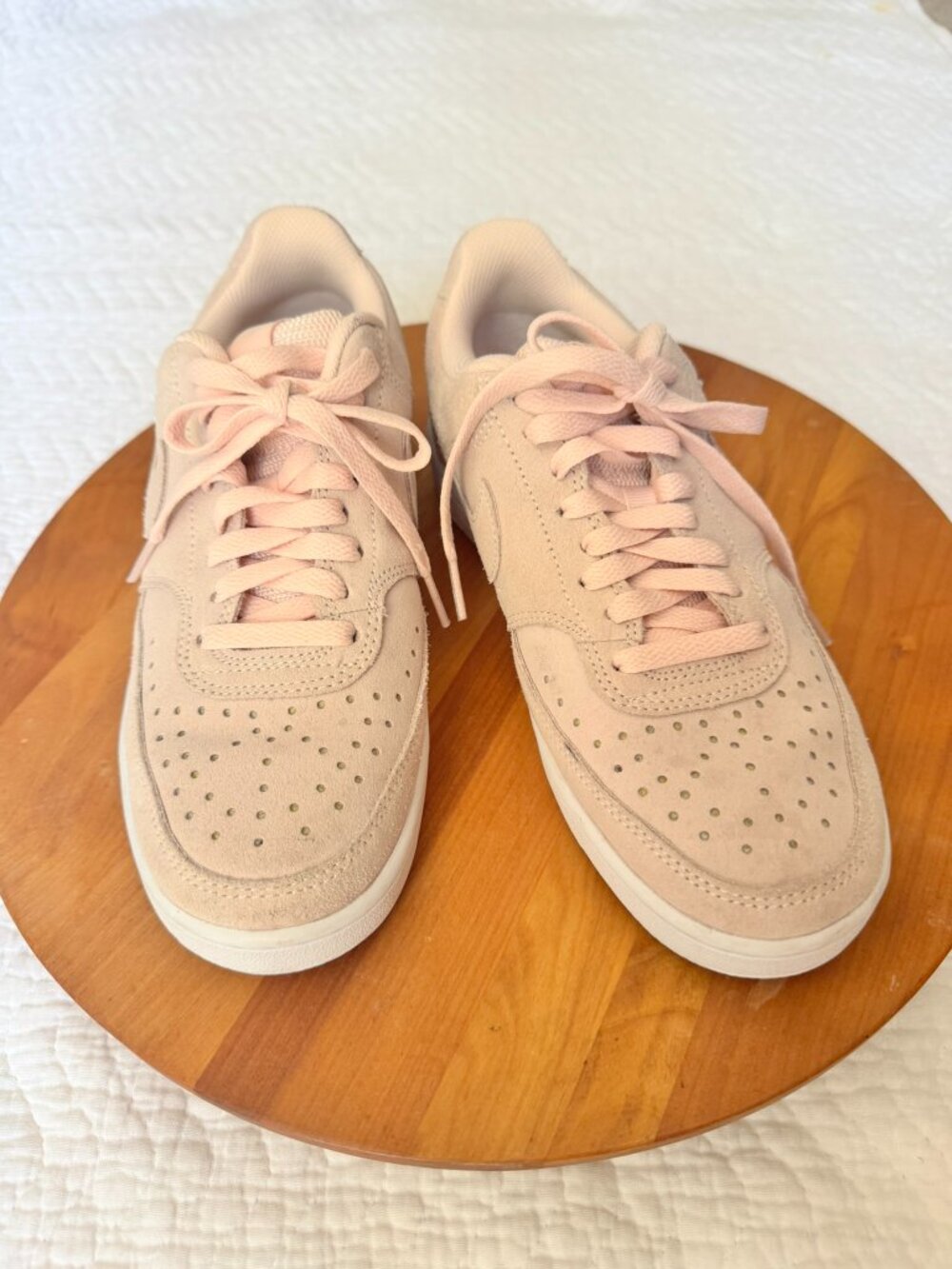 Nike Court Vision Low Pink Suede Sneakers Women’s 6.5  Pastel -- EUC